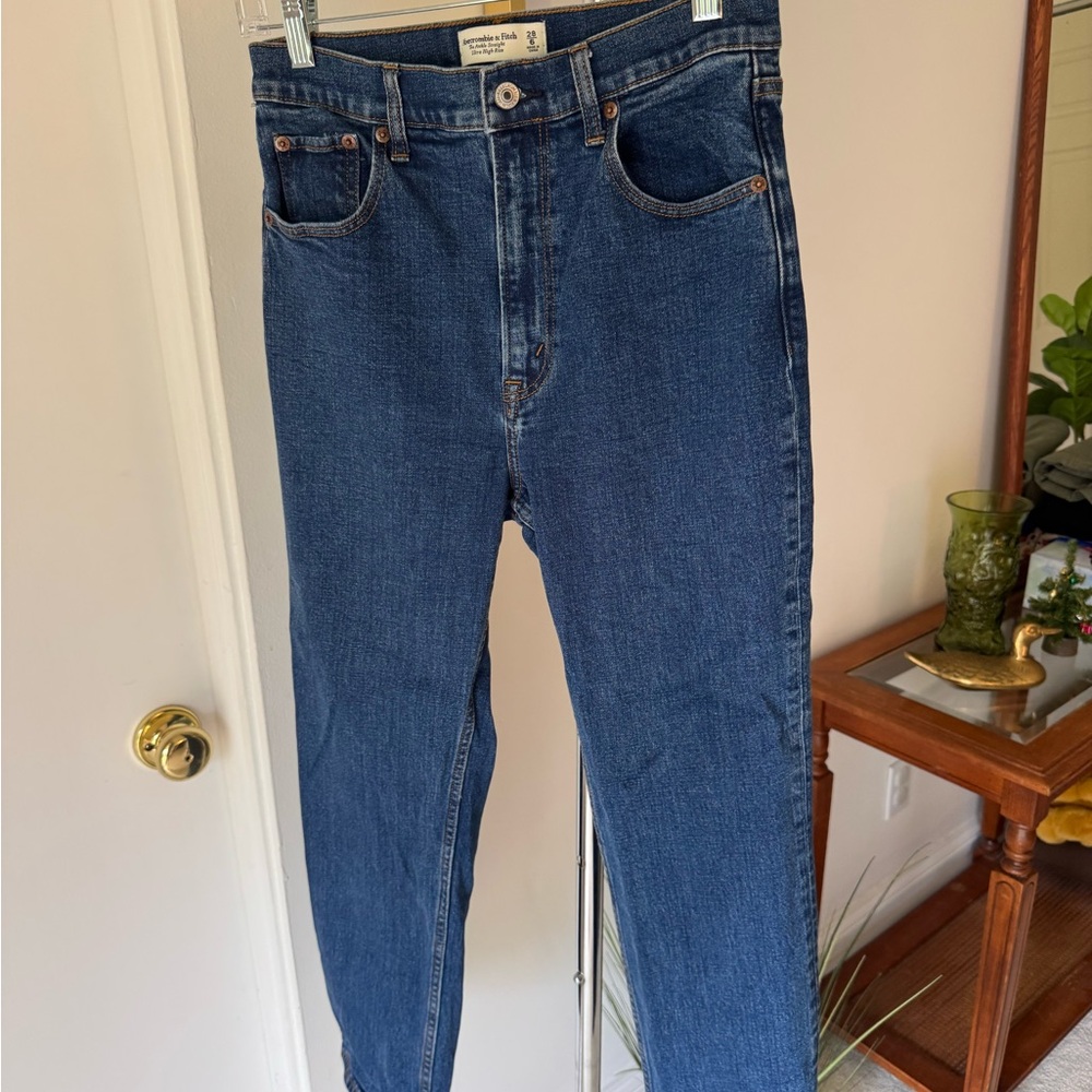 Abercrombie & Fitch Blue Jeans